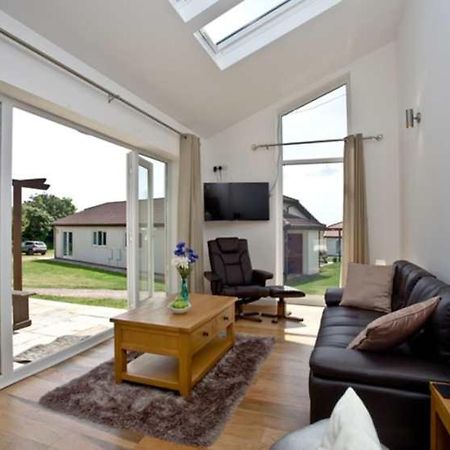 Lovely 2 Bedroom Holiday Chalet Near Sidmouth Extérieur photo